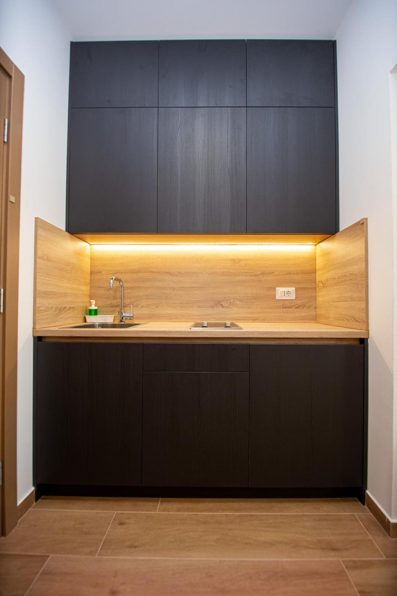 Apartments Sirena - Modern Stay With Free Parking Budva Exterior photo