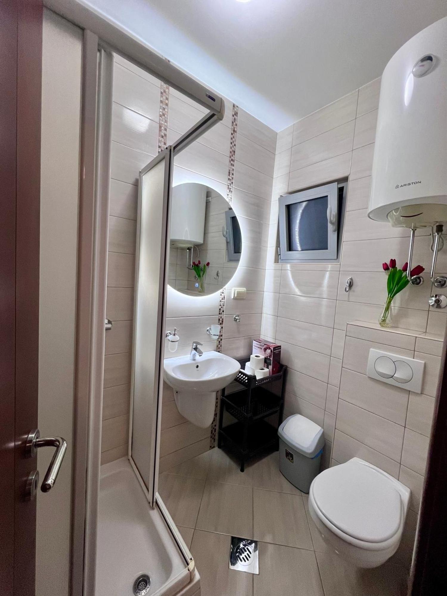 Apartments Sirena - Modern Stay With Free Parking Budva Exterior photo
